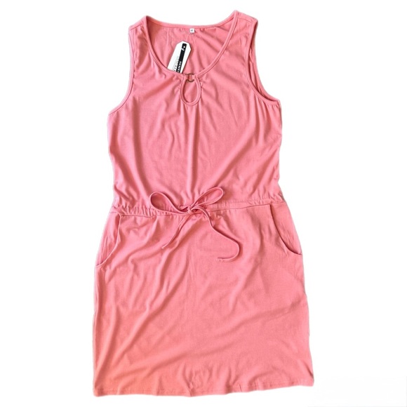 Saukole Dresses & Skirts - NWT Chic Pink Sleeveless Mini Dress